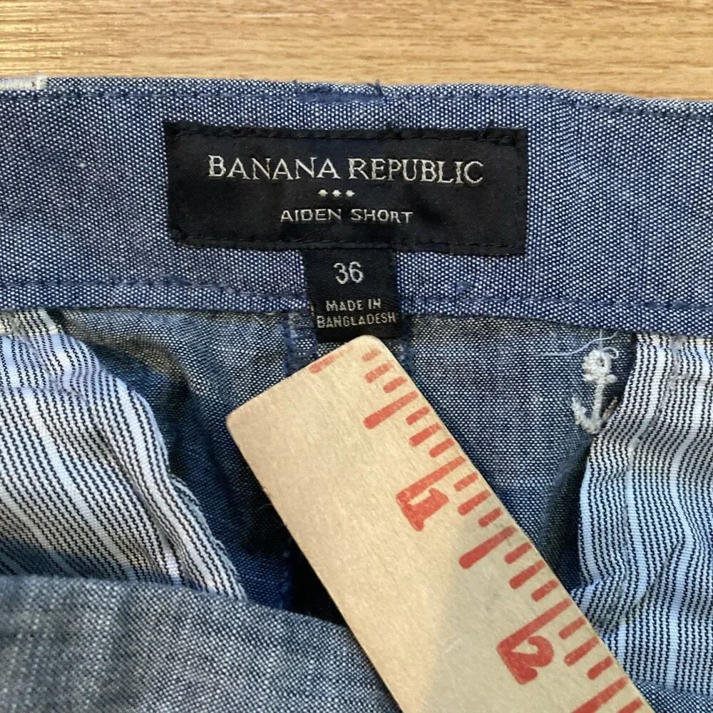 Banana Republic Aiden Shorts Men's 36 Blue Sailboat Anchor Beach Cotton Chino